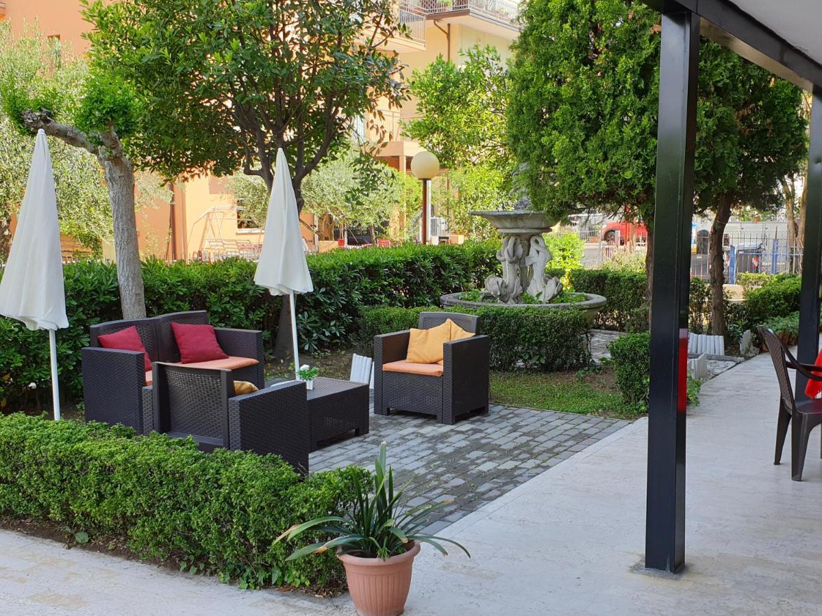 Hotel Paradiso ريميني المظهر الخارجي الصورة
